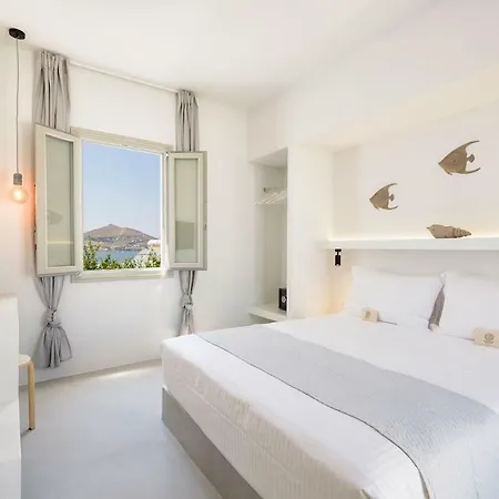 Guest house Peven Naousa (Paros)