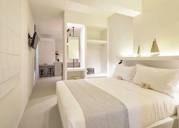 Guest house Peven Naousa (Paros)